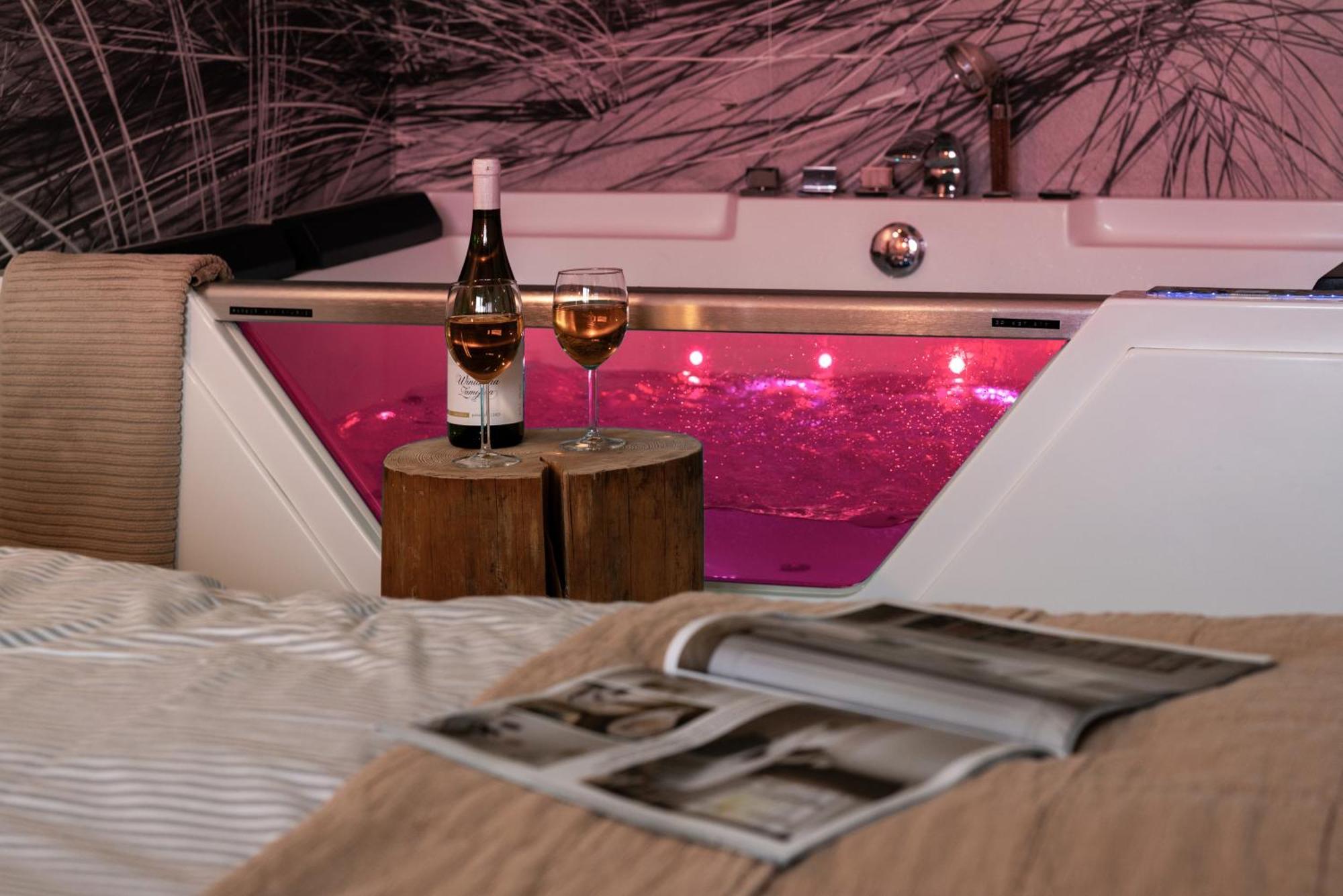 Apartament Z Jacuzzi & Sauna Chillout Kołobrzeg Eksteriør bilde